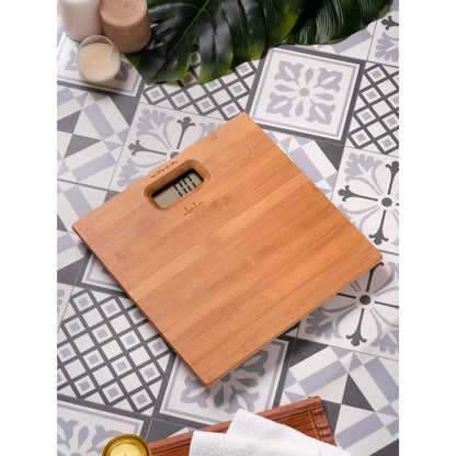 Elegante Pesa De Baño Fabricada En Bambú Natural. Marca Jata Color Beige - Total home Chile