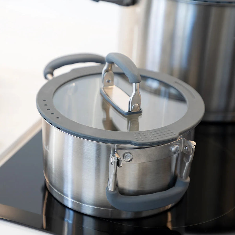 Batería de Cocina de Acero Inoxidable Apilable HBAT2552 - 6 Piezas marca Jata